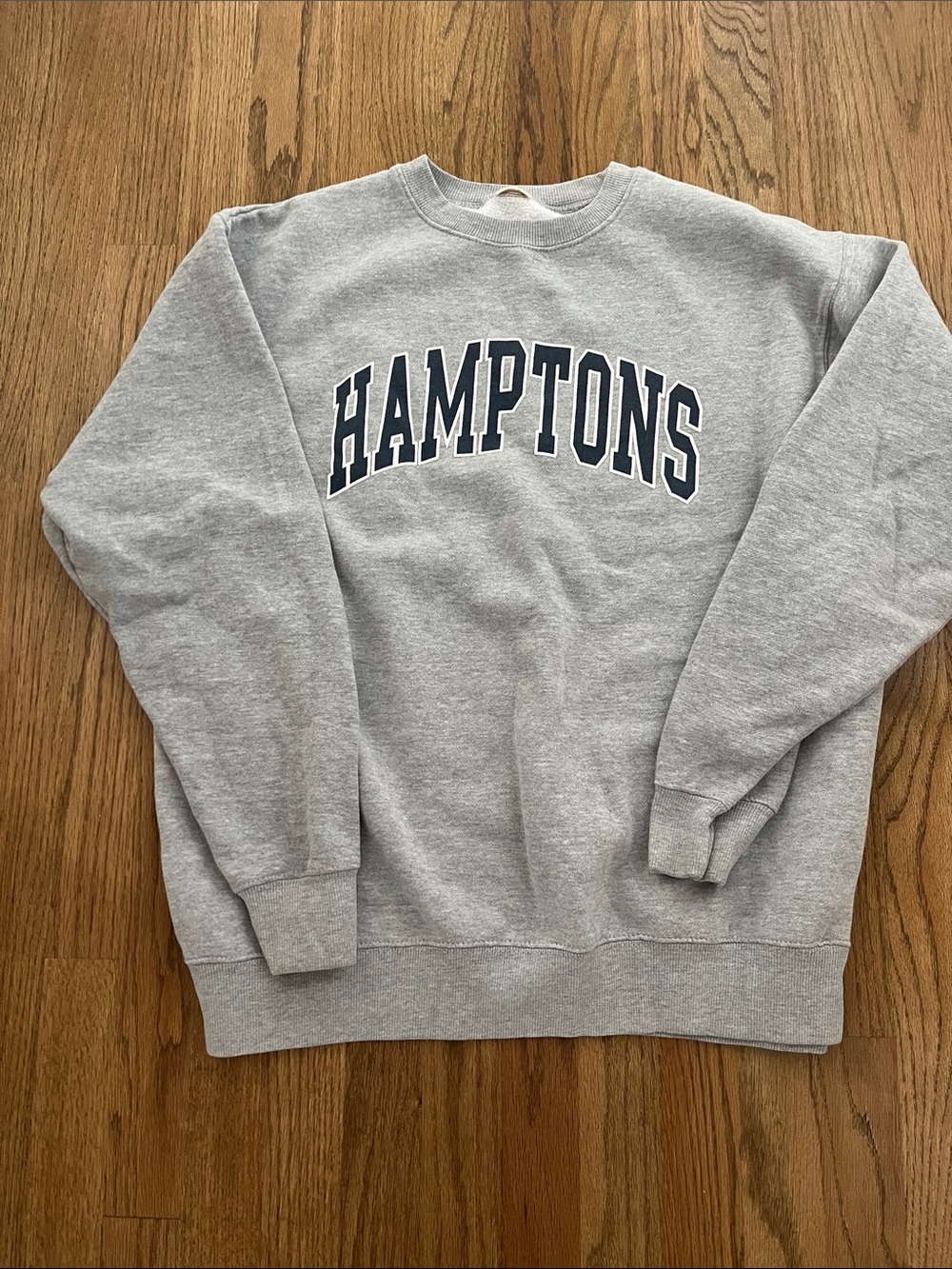 Hamptons Grey Crewneck Sweatshirt -